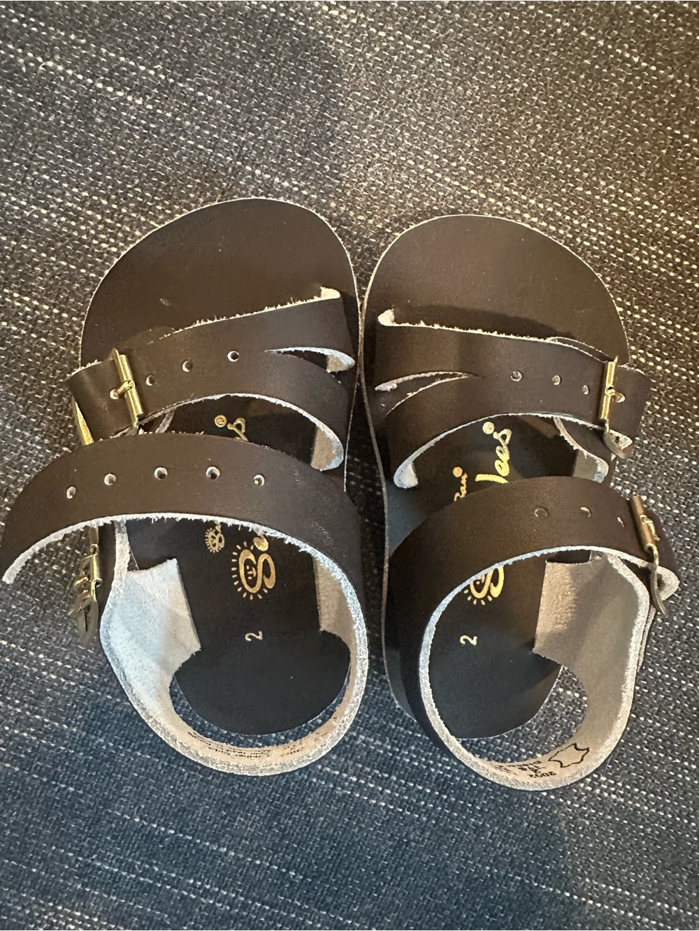 Saltwater baby sandals